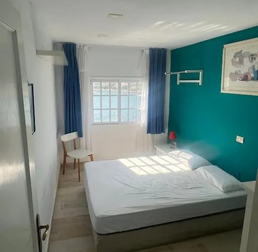 Barbara Gortito, 2 Bedrooms Flat With A Sea View شقة *