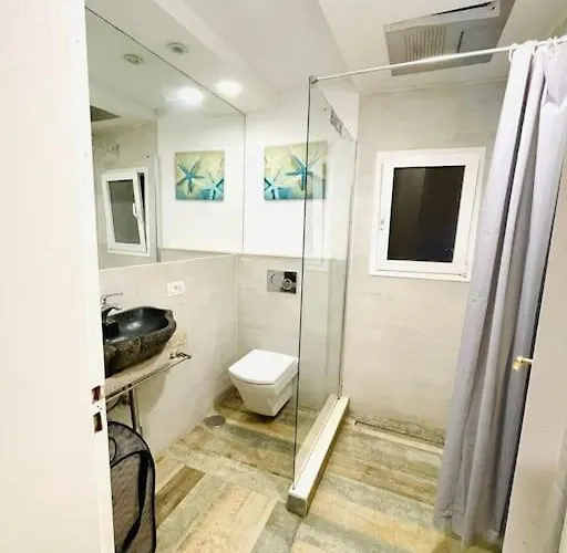 شقة Barbara Gortito, 2 Bedrooms Flat With A Sea View *