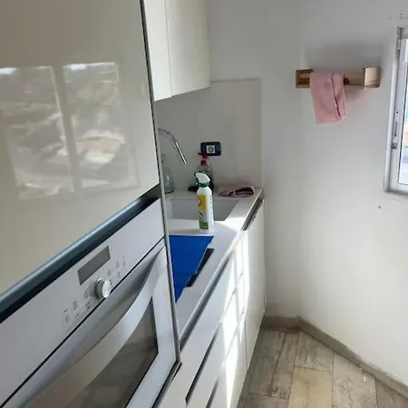 Barbara Gortito, 2 Bedrooms Flat With A Sea View Lägenhet