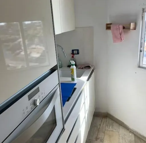 Barbara Gortito, 2 Bedrooms Flat With A Sea View Lägenhet