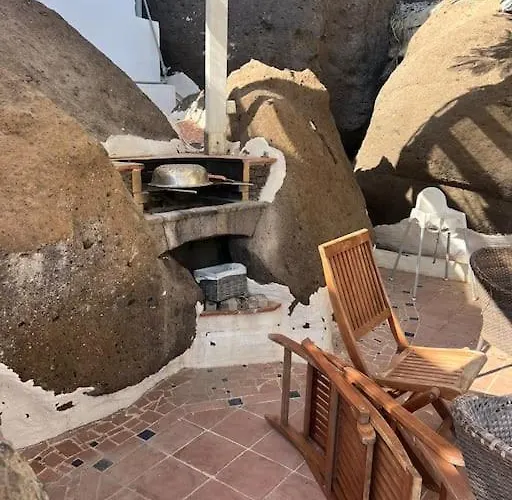 Barbara Gortito, 2 Bedrooms Flat With A Sea View Lägenhet *